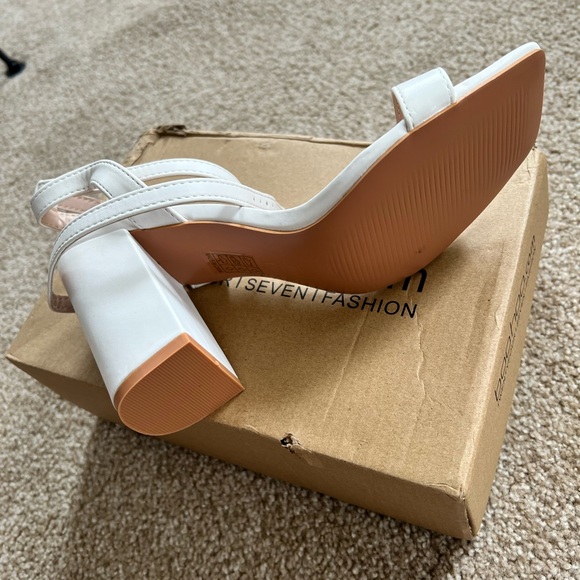BRAND NEW WHITE HEELS - Picture 4 of 5